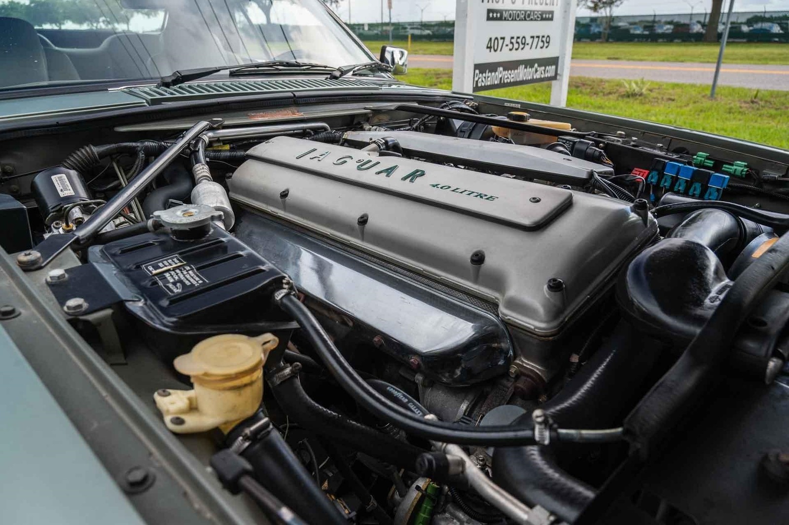 Jaguar-XJS-1995-2-Door-16