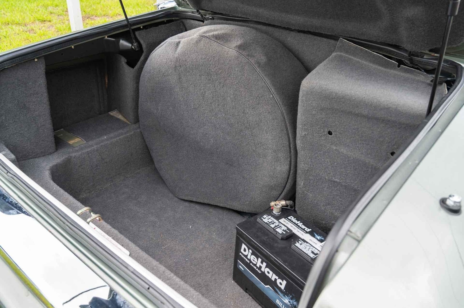 Jaguar-XJS-1995-2-Door-21
