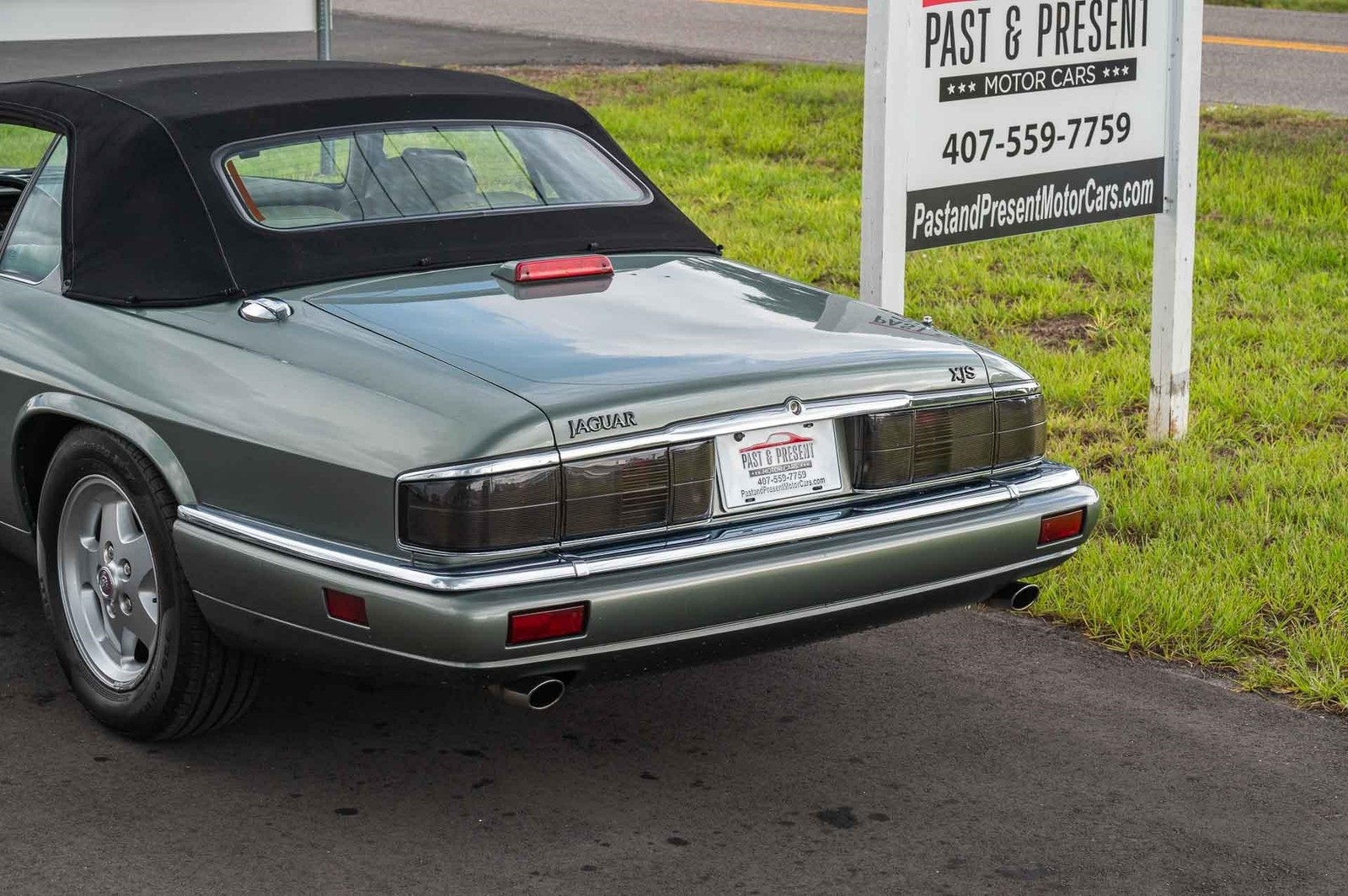 Jaguar-XJS-1995-2-Door-25