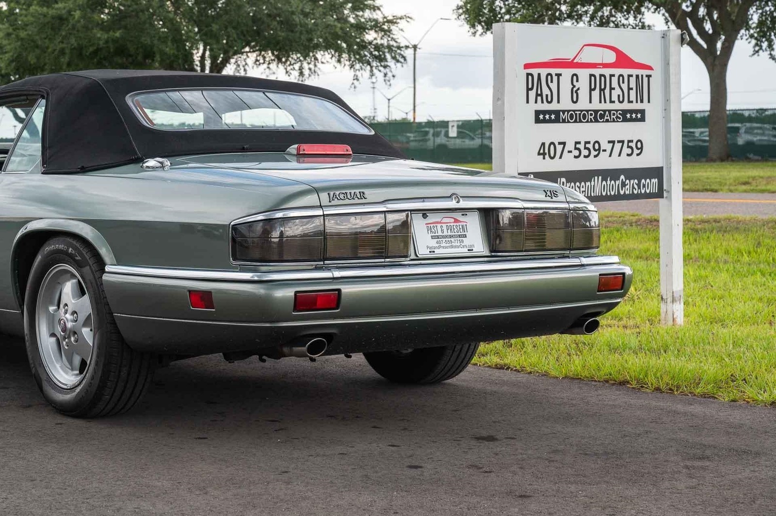Jaguar-XJS-1995-2-Door-26