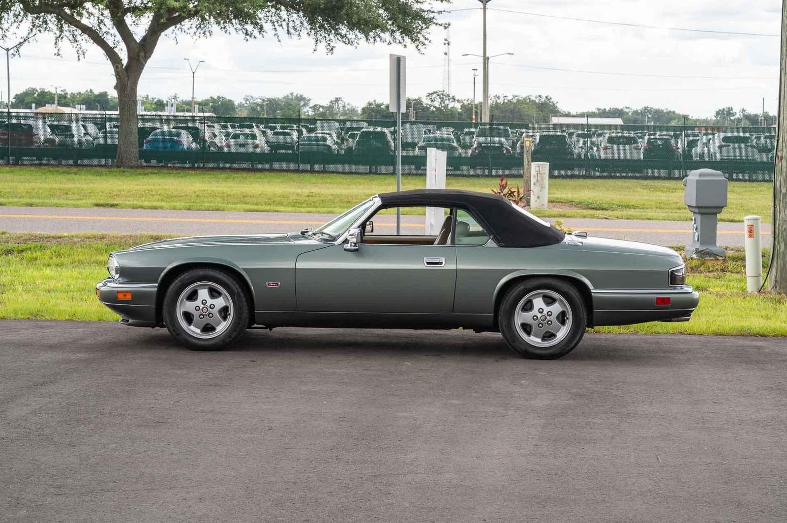 Jaguar-XJS-1995-2-Door-3