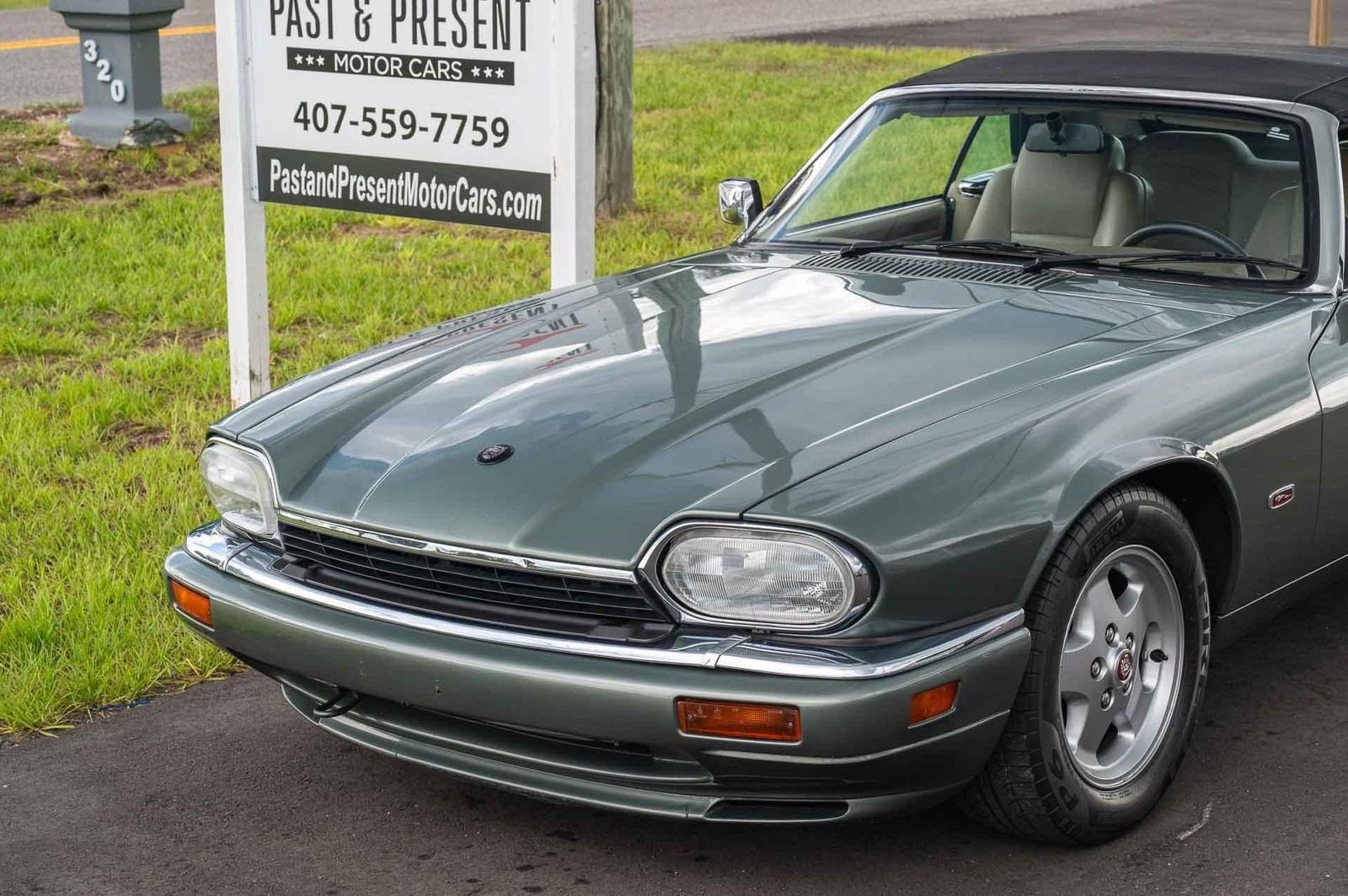 Jaguar-XJS-1995-2-Door-30