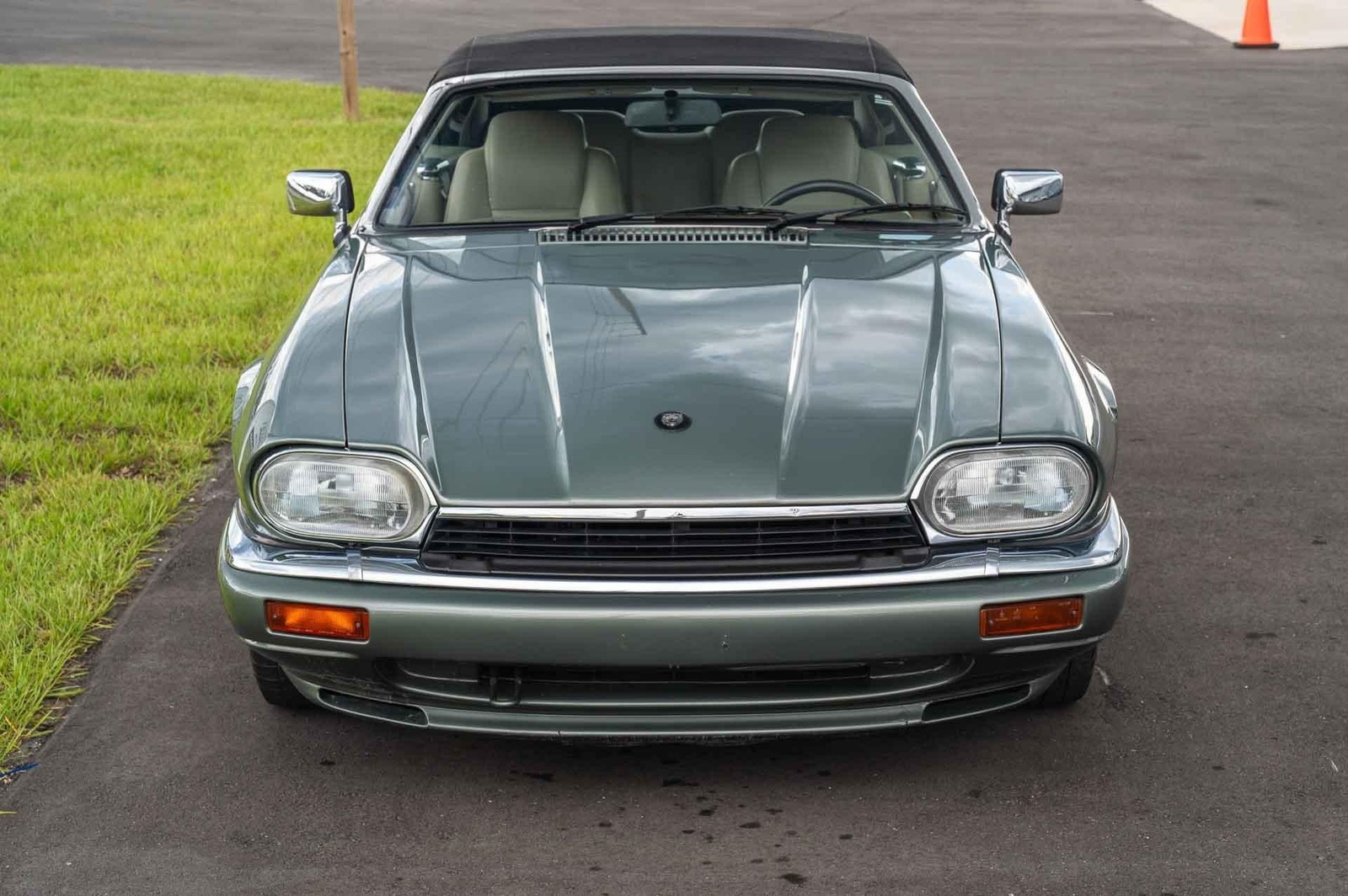 Jaguar-XJS-1995-2-Door-32