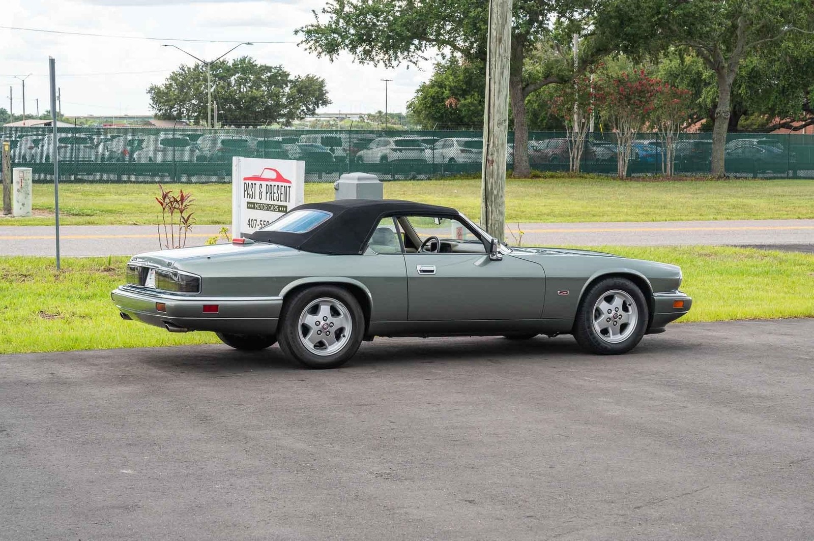 Jaguar-XJS-1995-2-Door-36