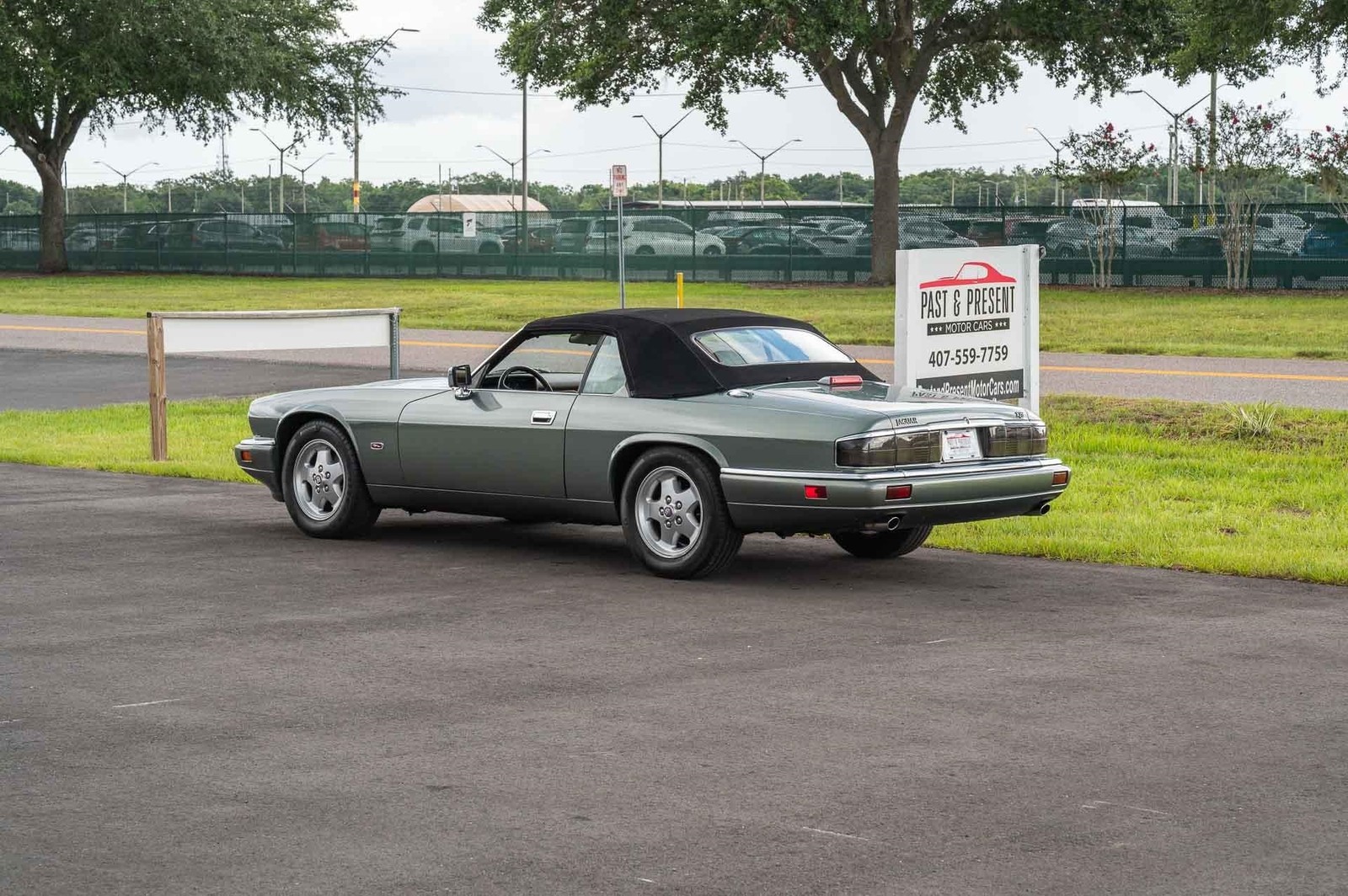 Jaguar-XJS-1995-2-Door-4