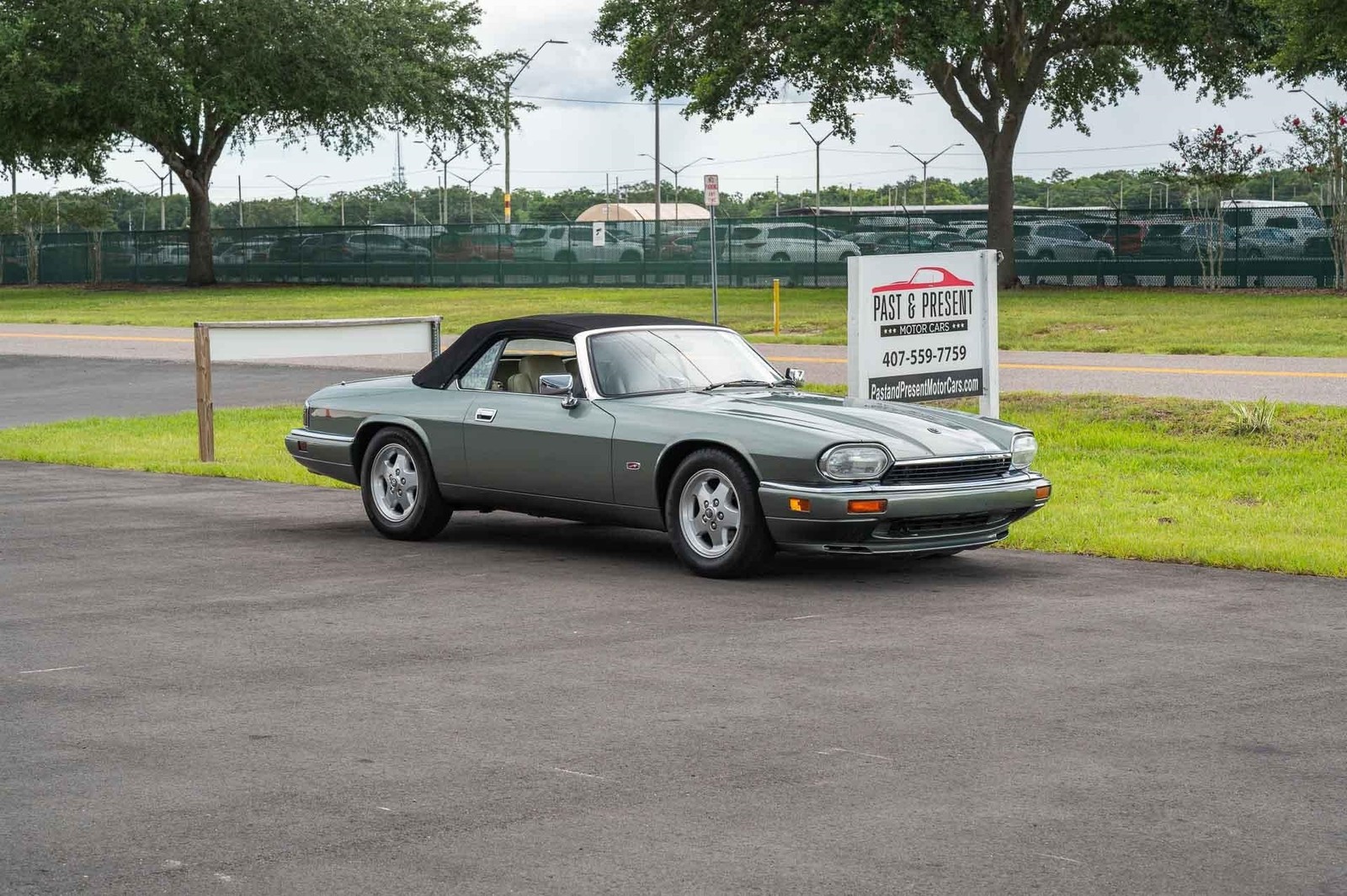 Jaguar-XJS-1995-2-Door-8
