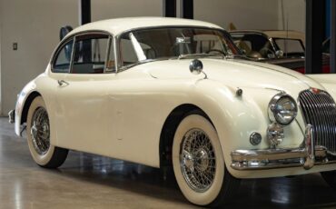 Jaguar-XK-150-1959-2-Door-Coupe-10