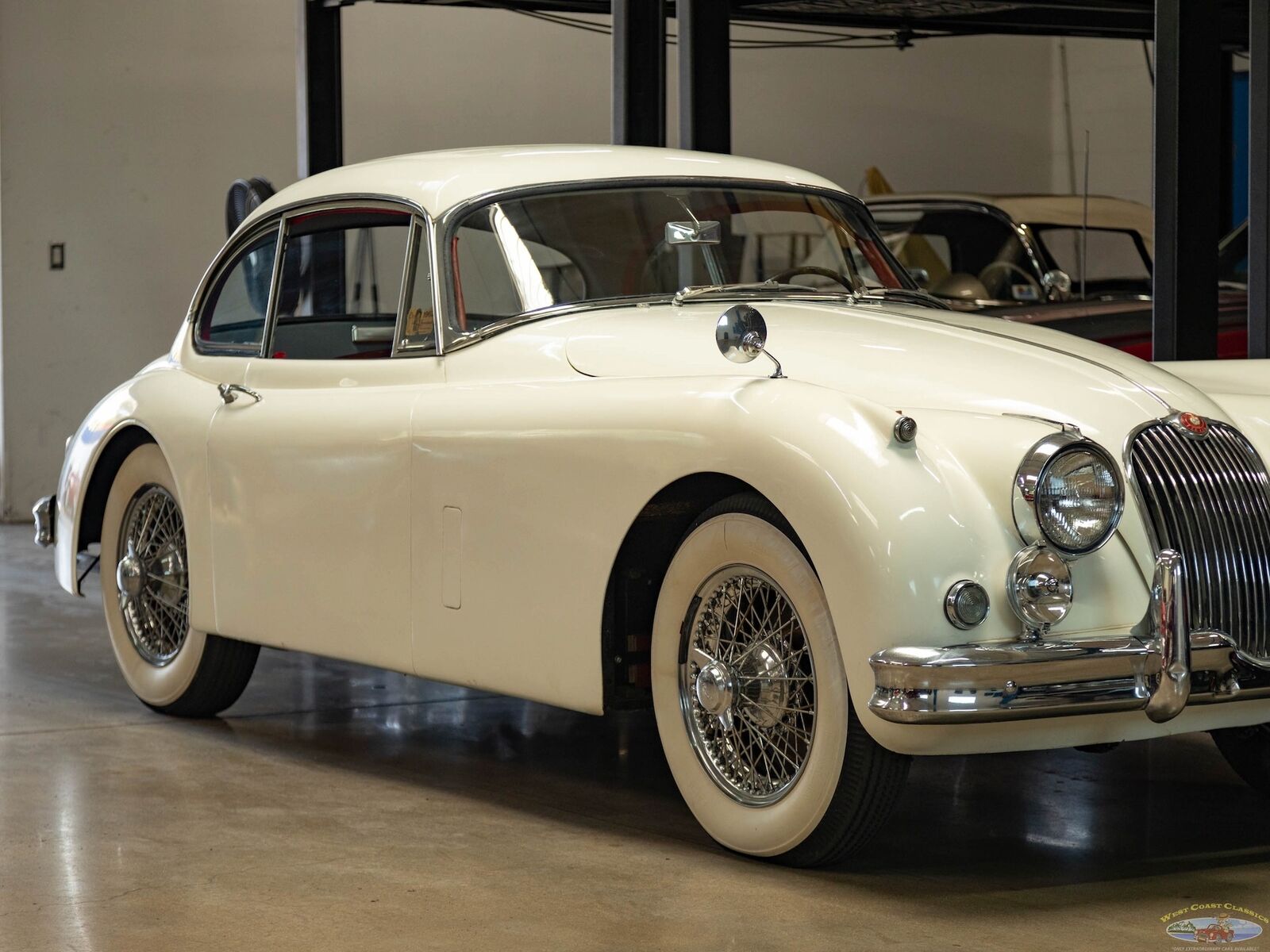 Jaguar-XK-150-1959-2-Door-Coupe-10