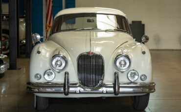 Jaguar-XK-150-1959-2-Door-Coupe-12