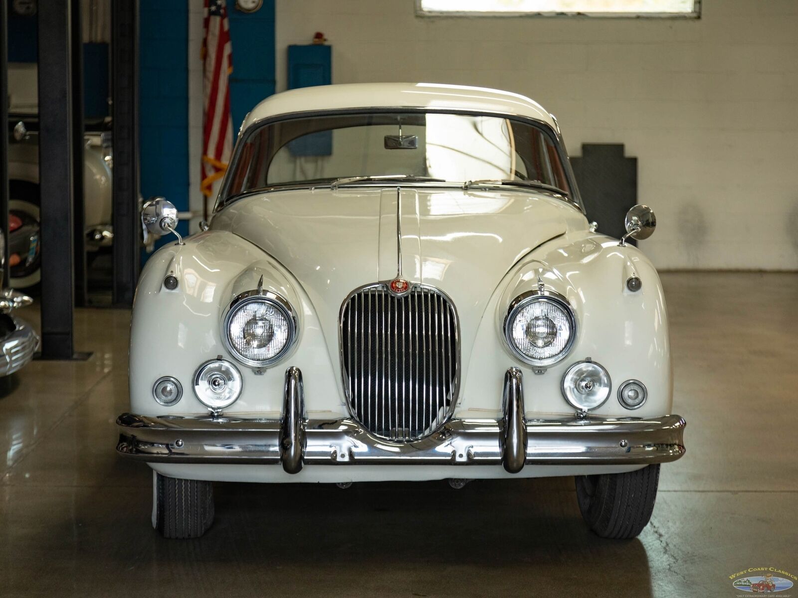 Jaguar-XK-150-1959-2-Door-Coupe-12