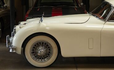 Jaguar-XK-150-1959-2-Door-Coupe-4