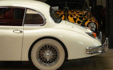Jaguar-XK-150-1959-2-Door-Coupe-6