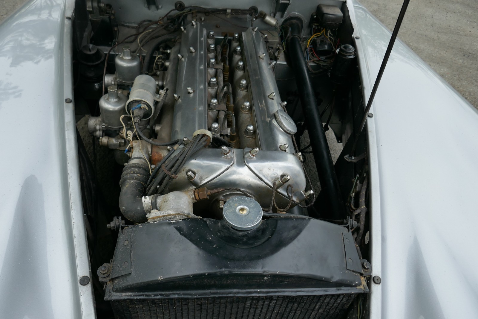 Jaguar-XK-1952-19