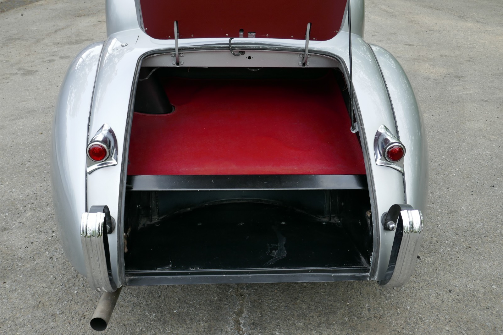 Jaguar-XK-1952-24
