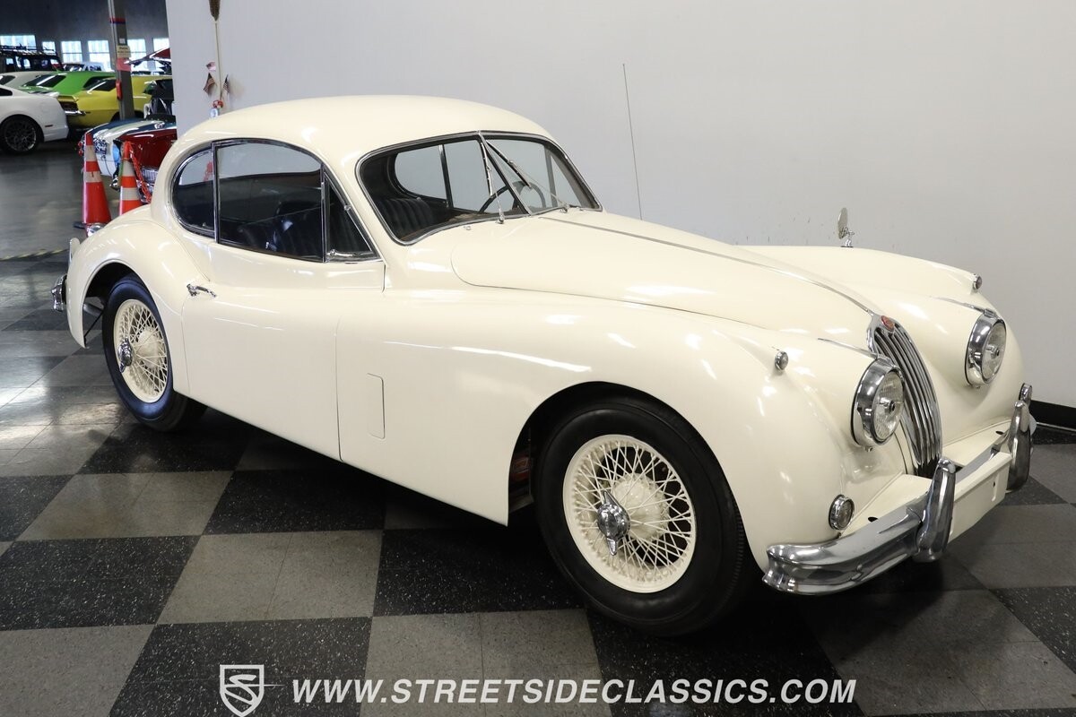Jaguar-XK-1956-Coupe-13