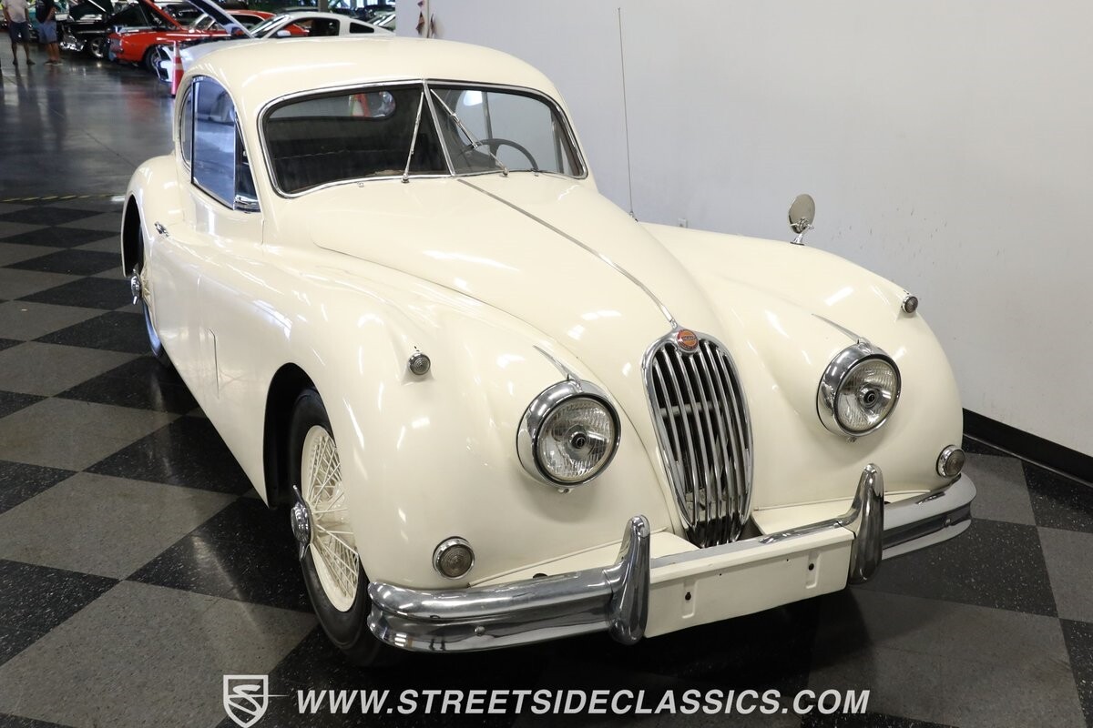 Jaguar-XK-1956-Coupe-14