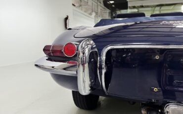 Jaguar-XK-1968-Convertible-24
