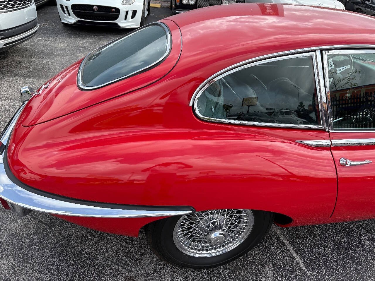 Jaguar-XK-E-1969-Coupe-21