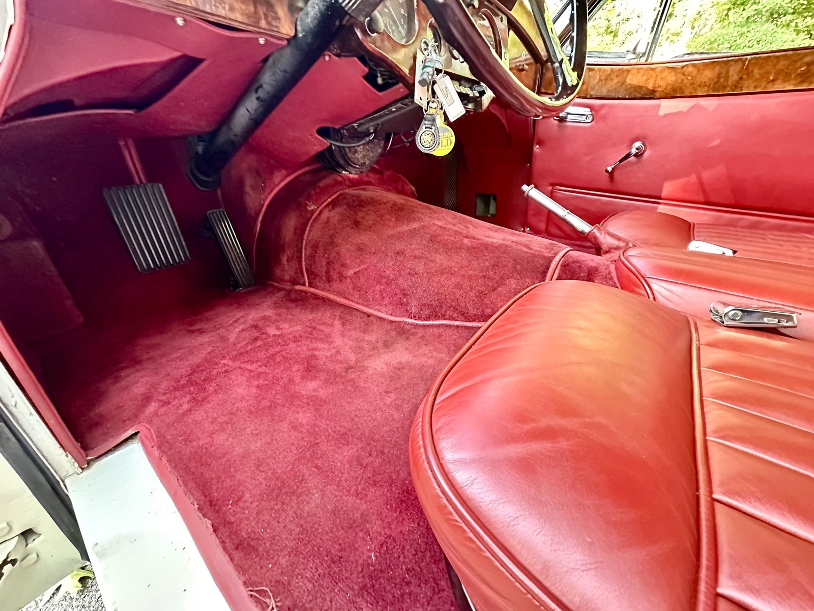 Jaguar-XK140-M-FHC-1957-Coupe-17k-in-Receipts-37