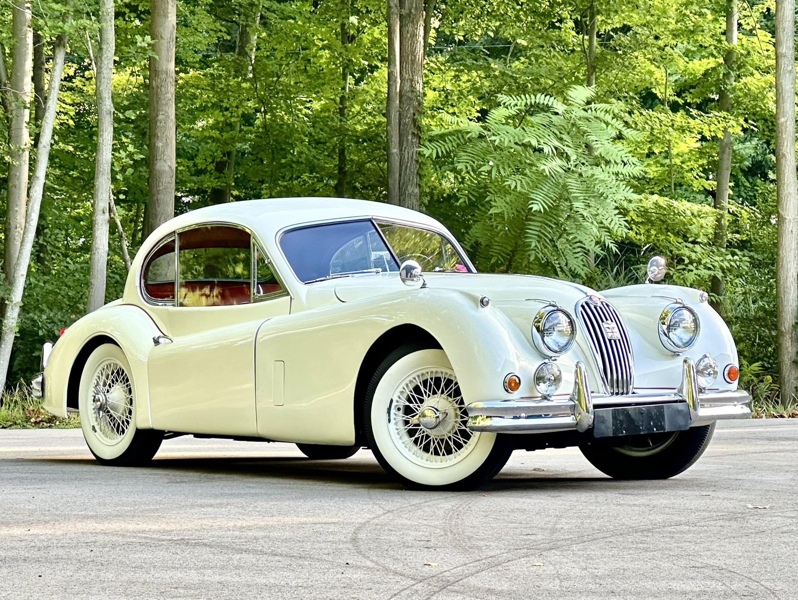Jaguar-XK140-M-FHC-1957-Coupe-17k-in-Receipts
