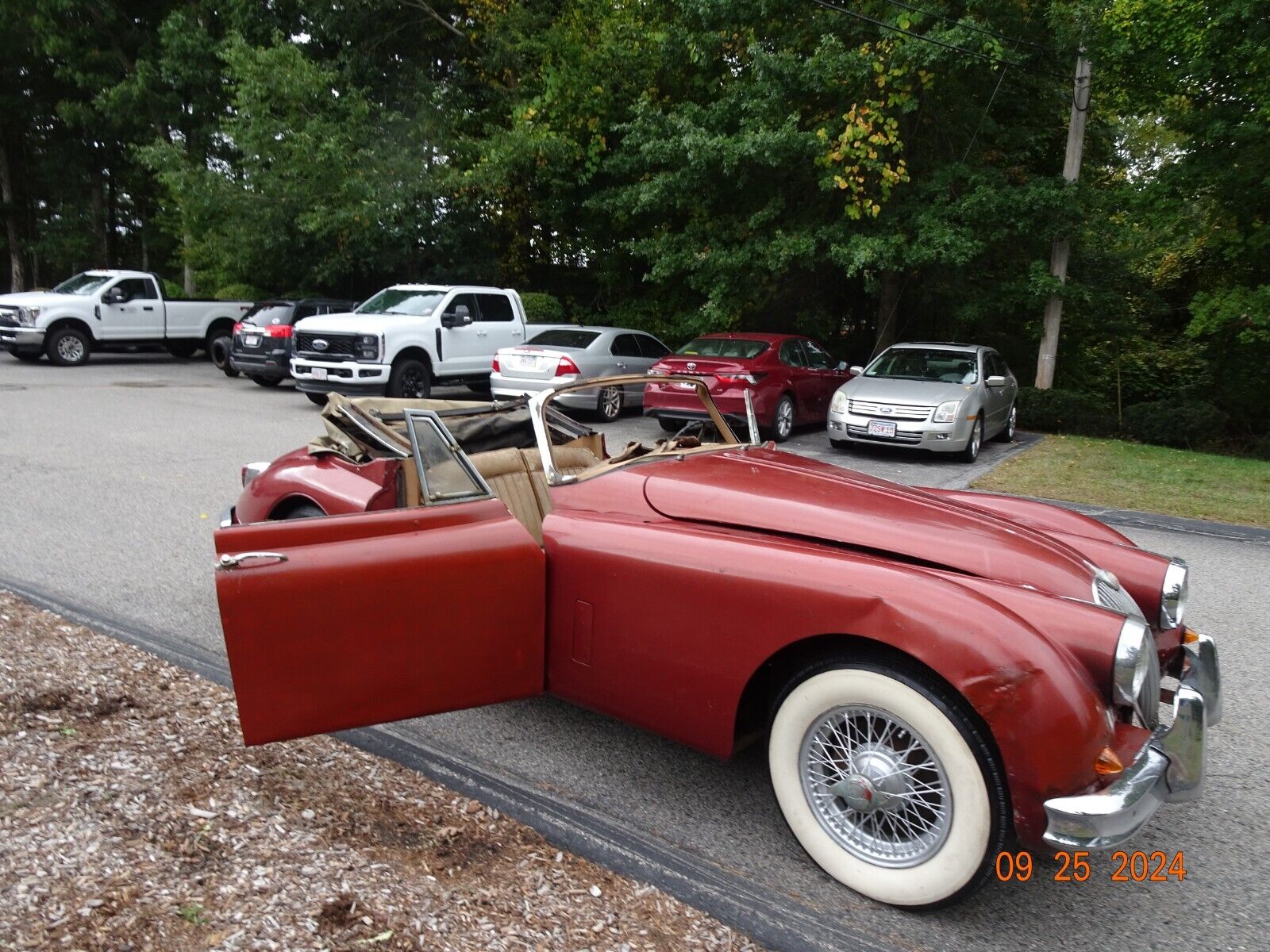 Jaguar-XK150-1961-Convertible-10