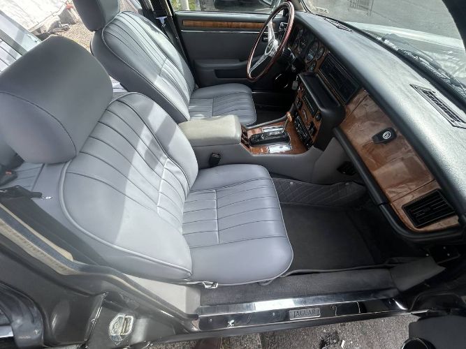 Jaguar-Xj6-1986-Gray-6
