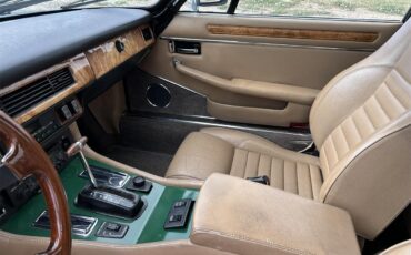 Jaguar-Xjs-1989-Black-Tan-12