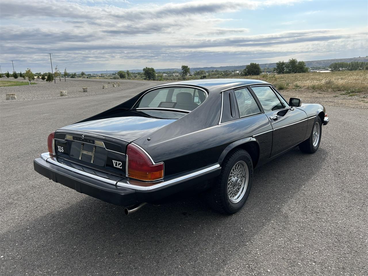 Jaguar-Xjs-1989-Black-Tan-20