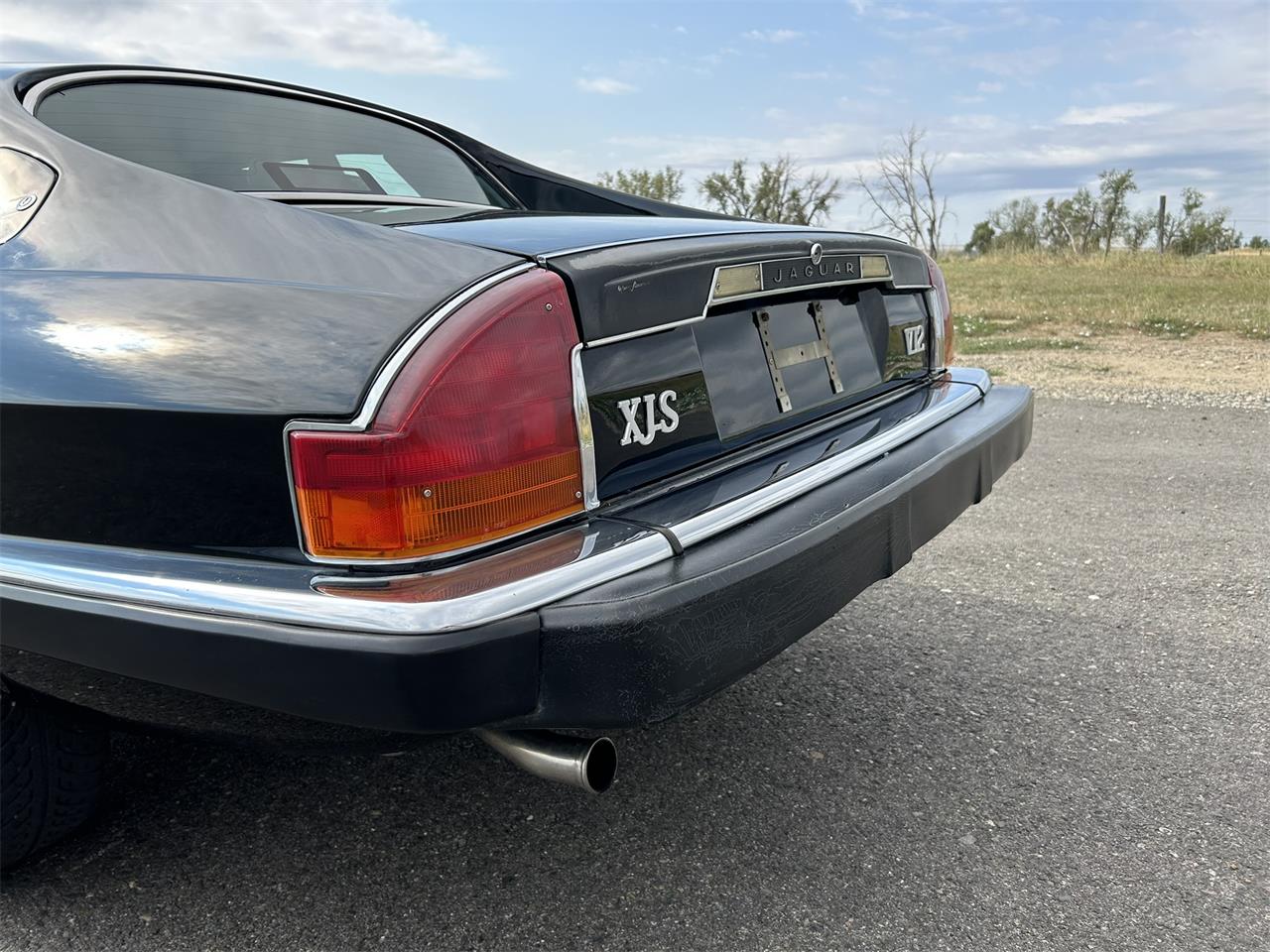 Jaguar-Xjs-1989-Black-Tan-27