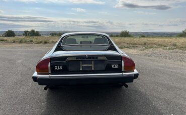 Jaguar-Xjs-1989-Black-Tan-4