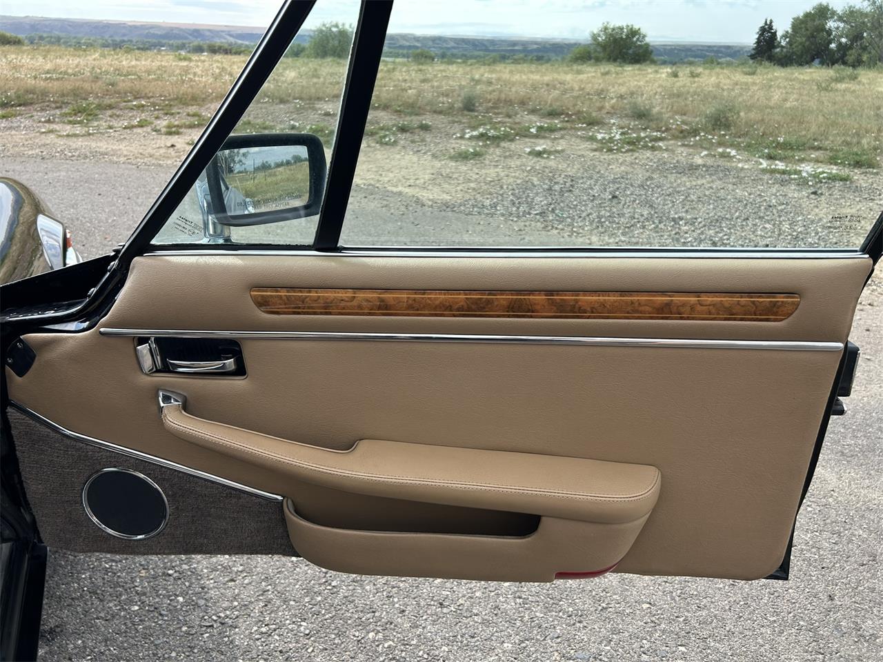 Jaguar-Xjs-1989-Black-Tan-42
