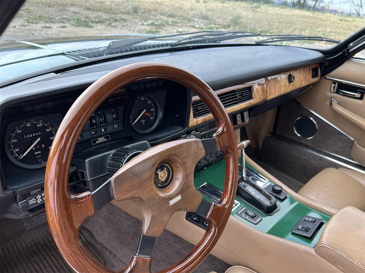 Jaguar-Xjs-1989-Black-Tan-9