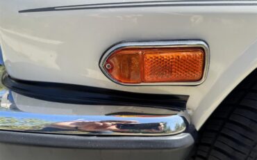 Jaguar-Xjs-1990-White-Barley-12