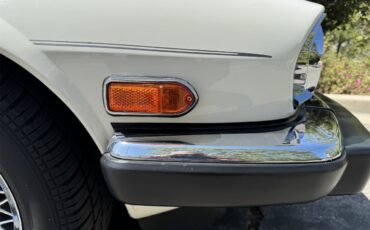 Jaguar-Xjs-1990-White-Barley-14