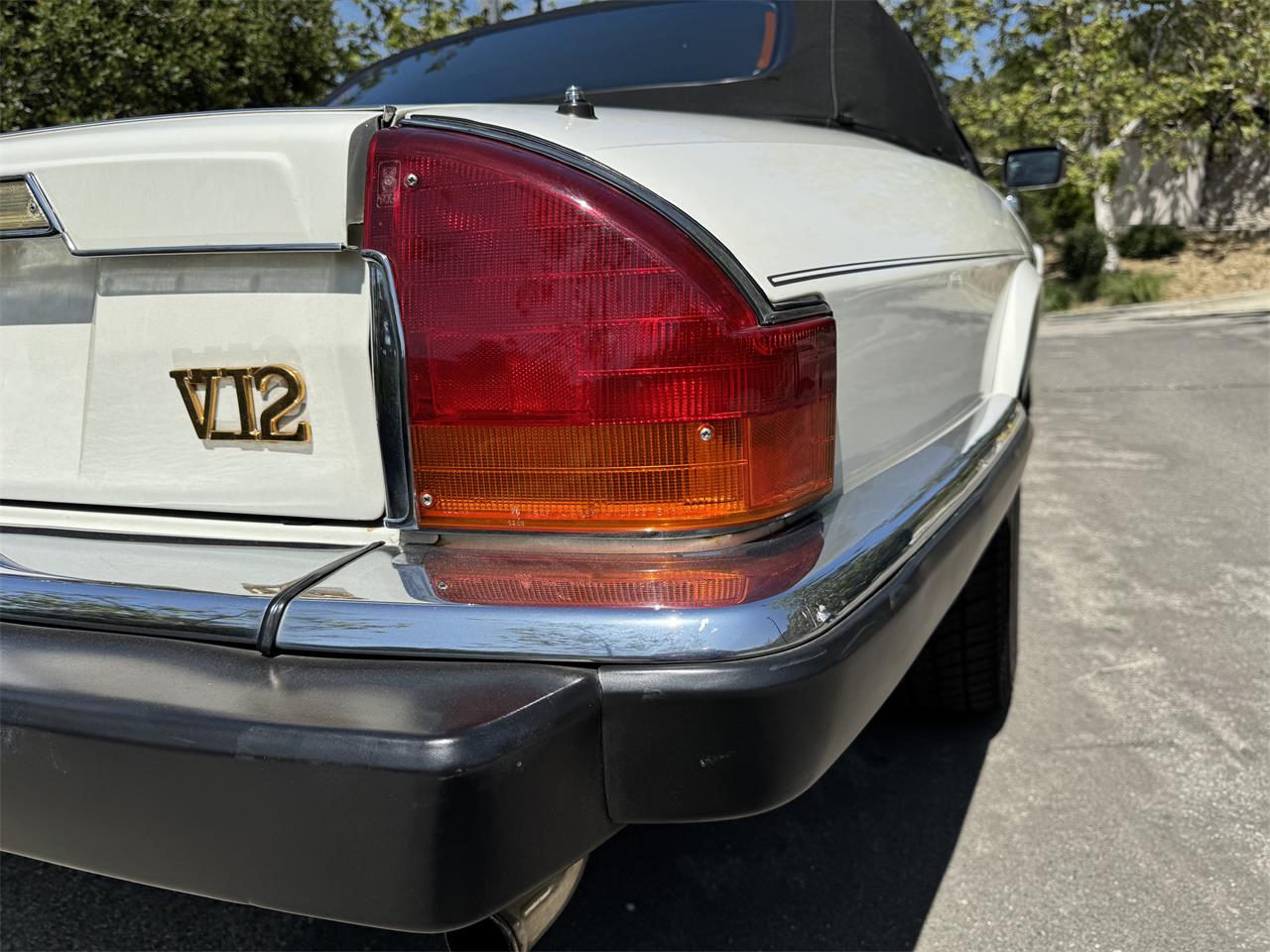 Jaguar-Xjs-1990-White-Barley-16