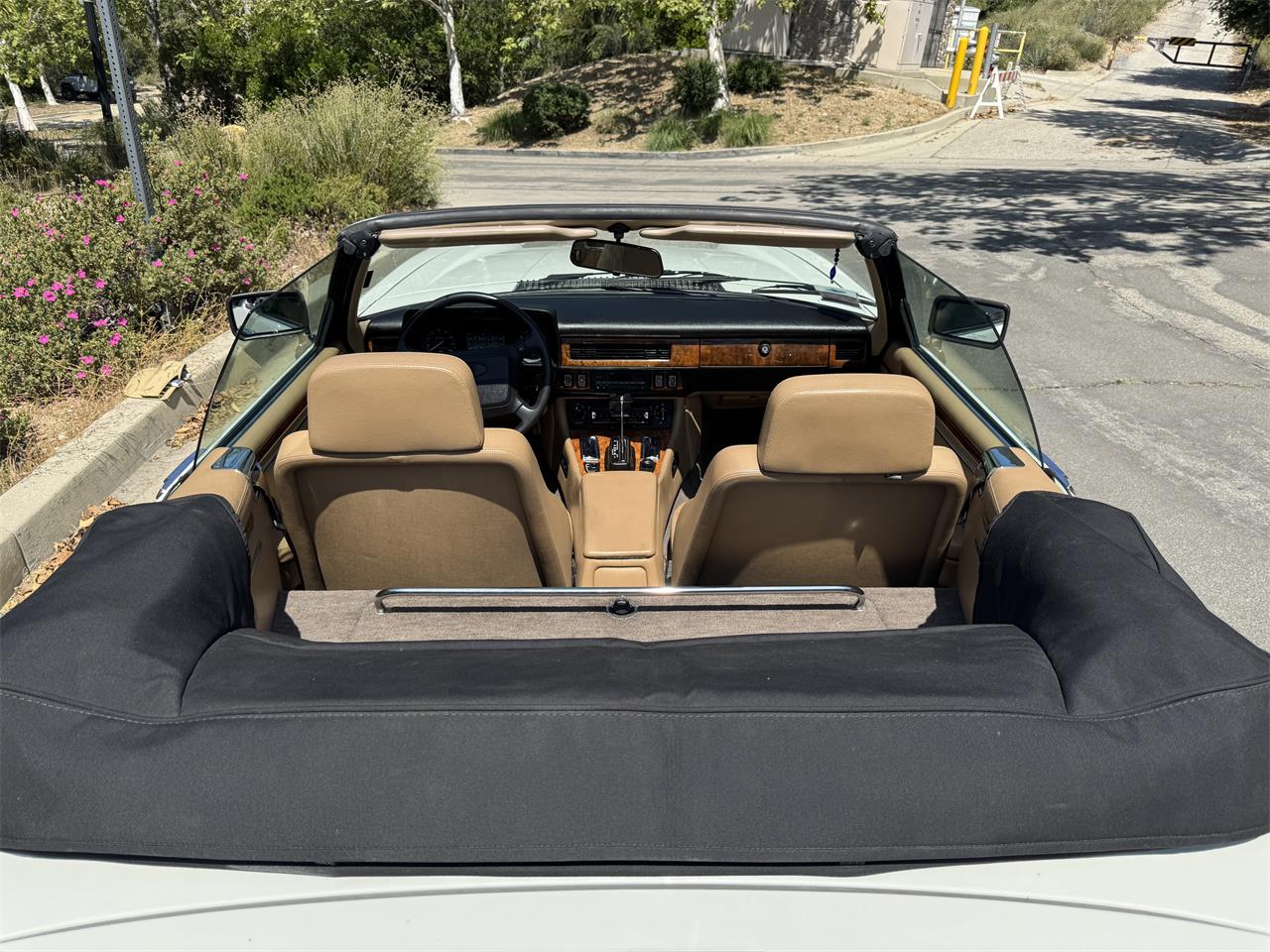 Jaguar-Xjs-1990-White-Barley-22