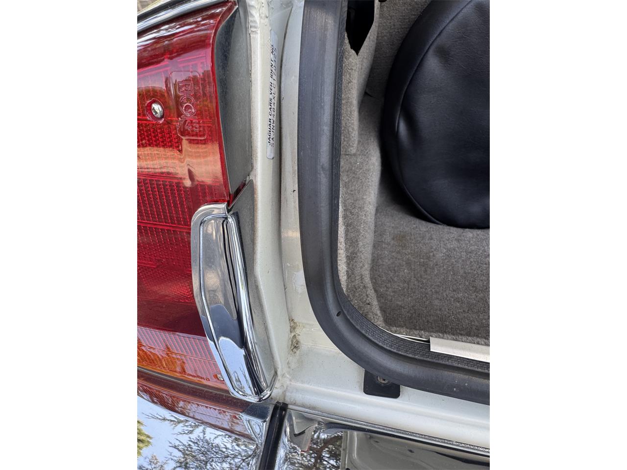Jaguar-Xjs-1990-White-Barley-57