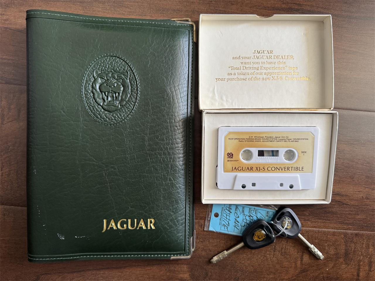 Jaguar-Xjs-1990-White-Barley-68