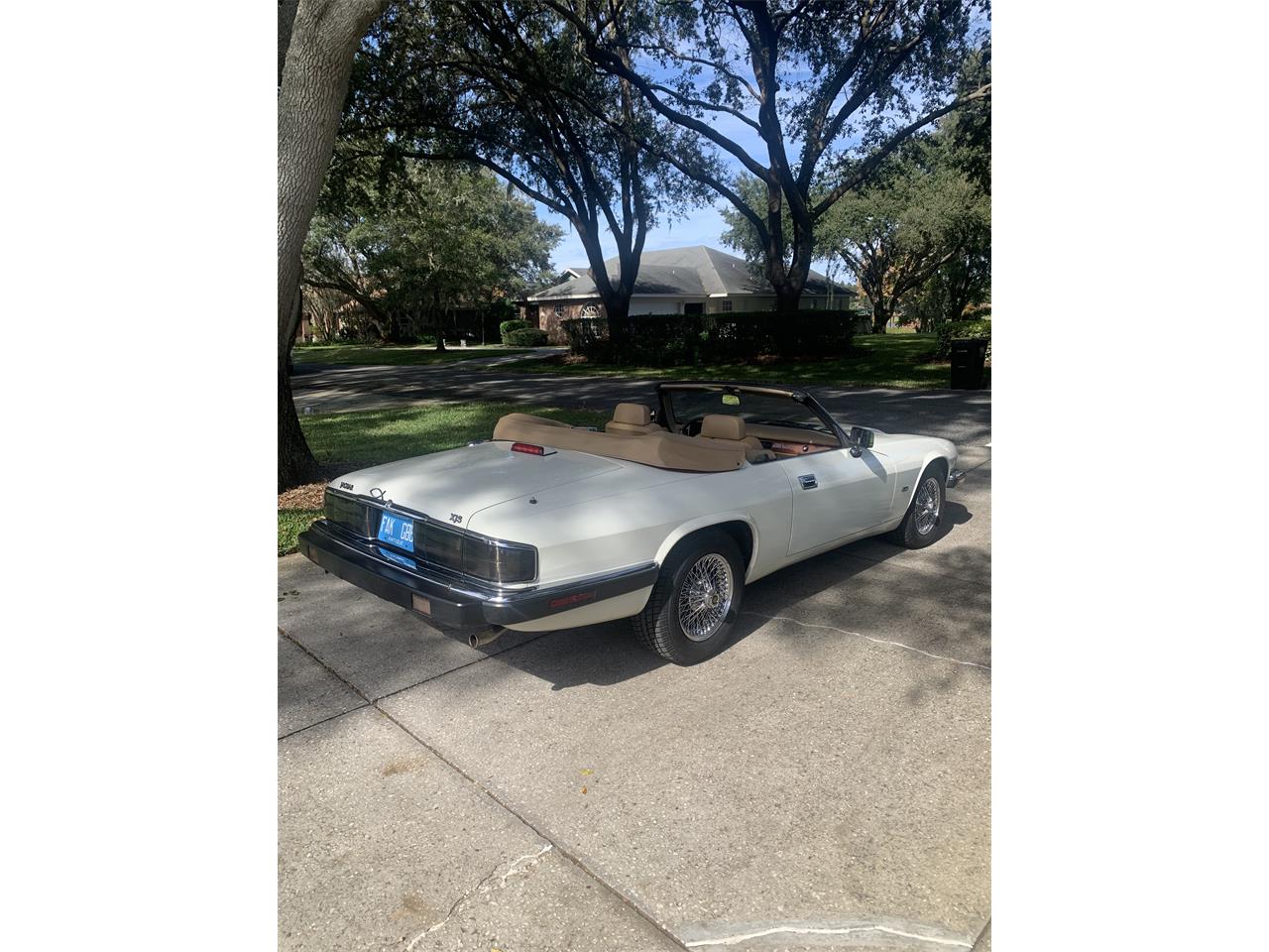 Jaguar-Xjs-1993-Glacier-white-Barley-28