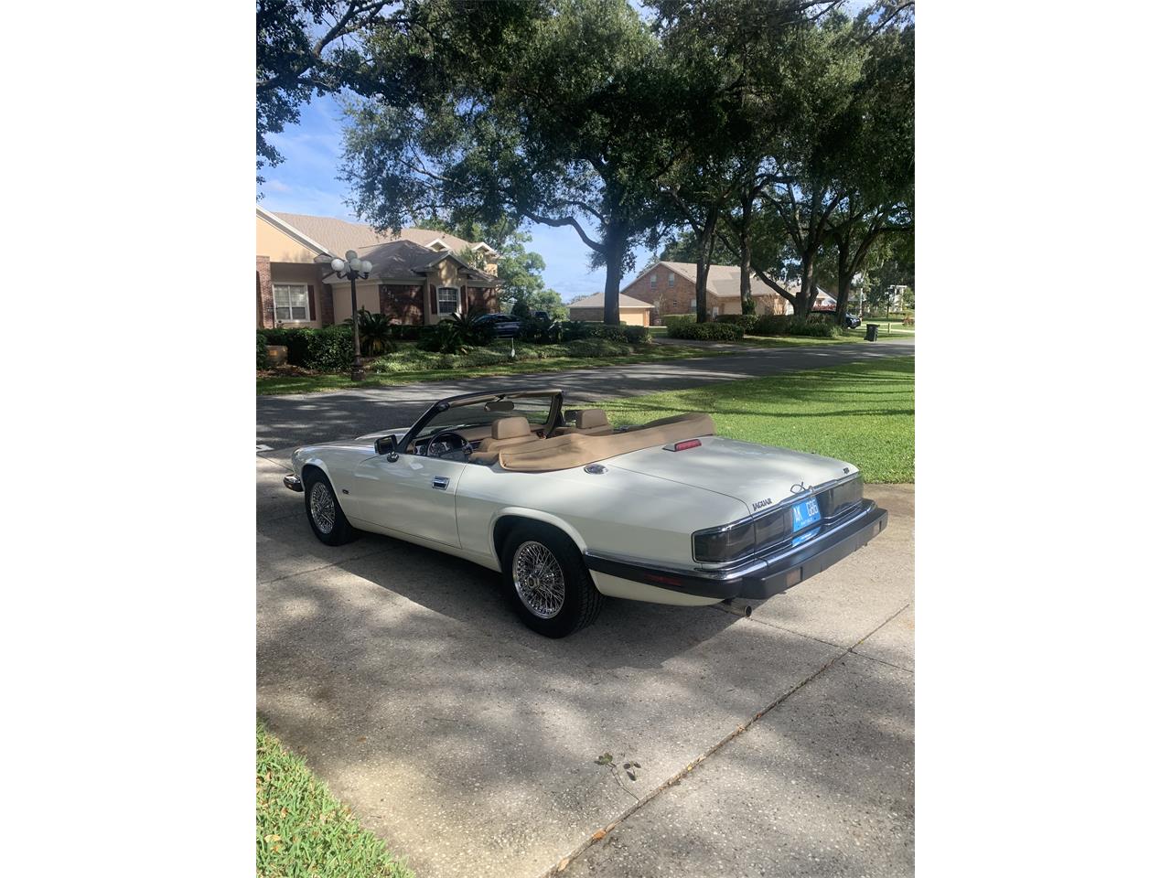 Jaguar-Xjs-1993-Glacier-white-Barley-29