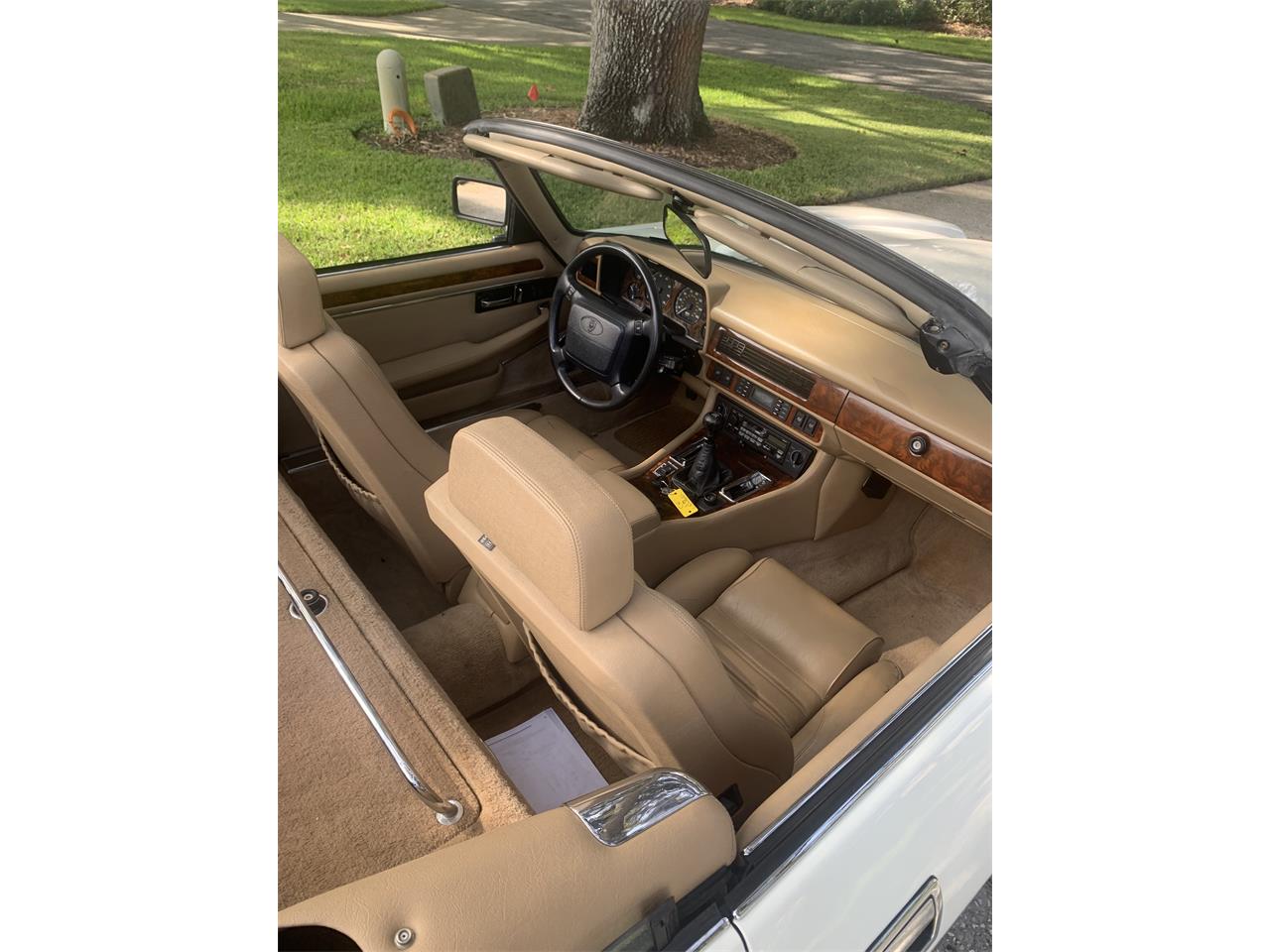 Jaguar-Xjs-1993-Glacier-white-Barley-36