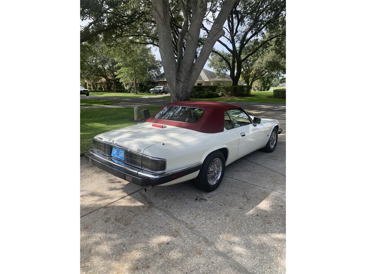 Jaguar-Xjs-1993-Glacier-white-Barley-9
