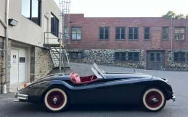 Jaguar-Xk140-1955-Black-Red-2