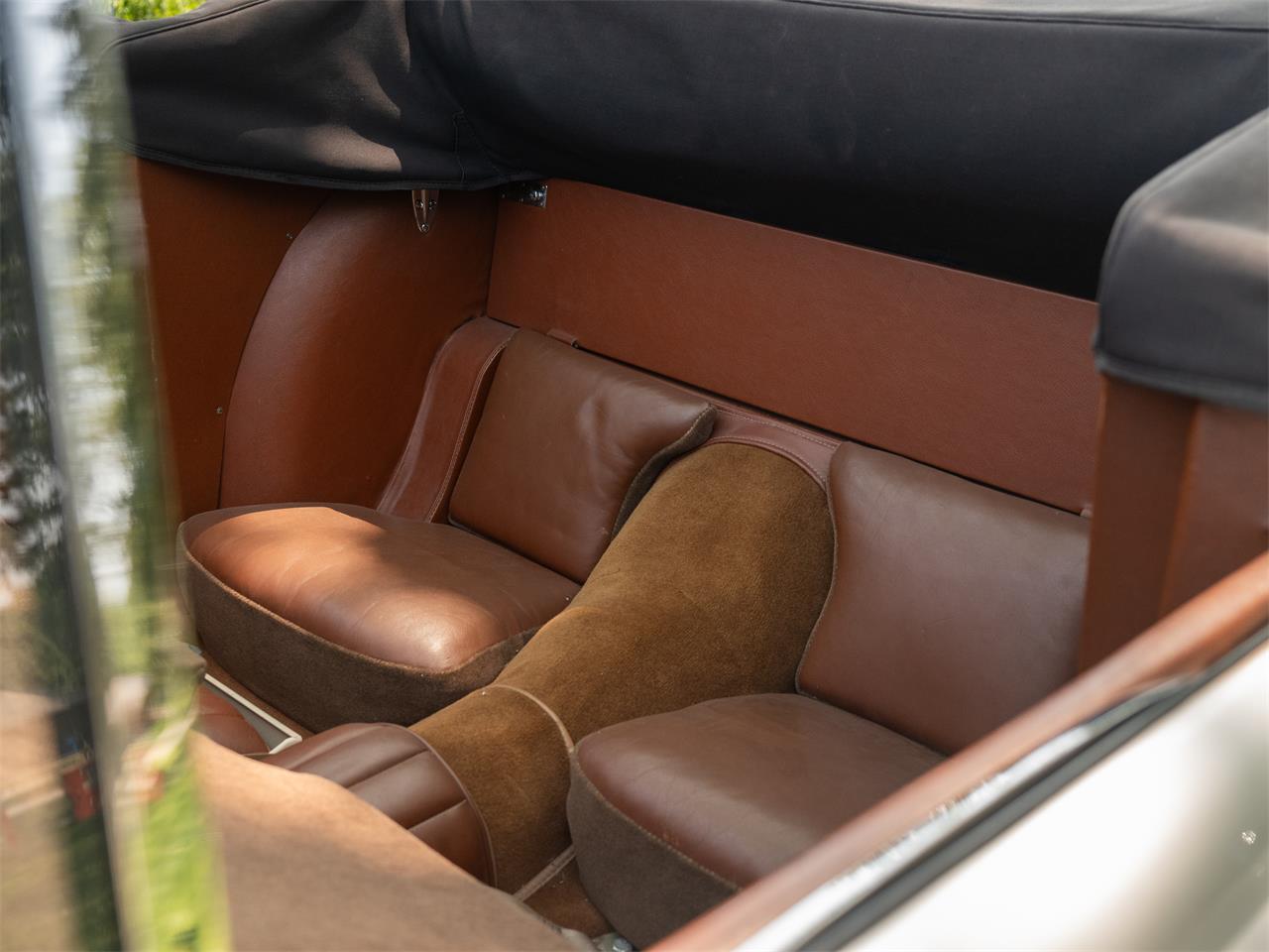 Jaguar-Xk150-1960-White-Brown-21