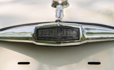 Jaguar-Xk150-1960-White-Brown-22