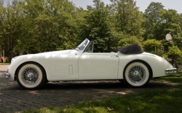 Jaguar-Xk150-1960-White-Brown-3