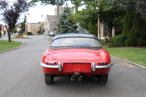 Jaguar-Xke-1964-Red-Black-5