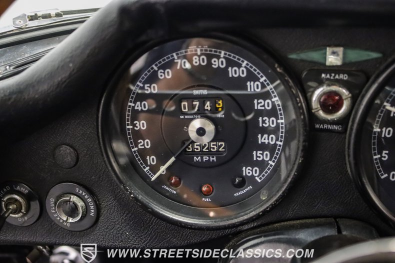 Jaguar-Xke-1968-Black-Black-10