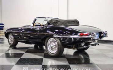 Jaguar-Xke-1968-Black-Black-13
