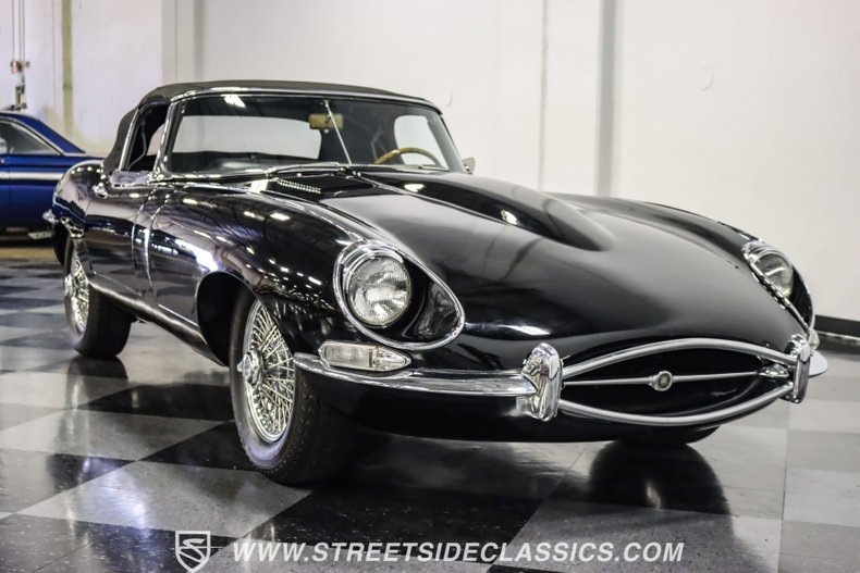 Jaguar-Xke-1968-Black-Black-22